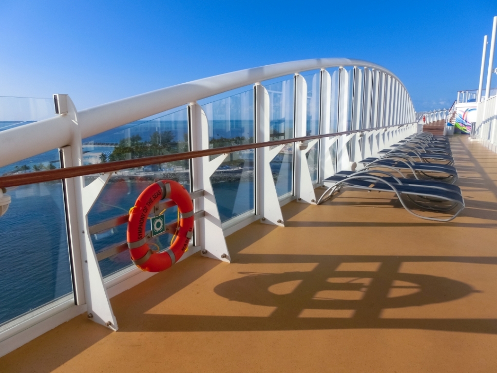 Cruise ship